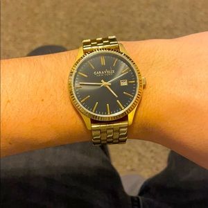 SALE ⭐️ Caravelle New York Gold w Black Face Watch
